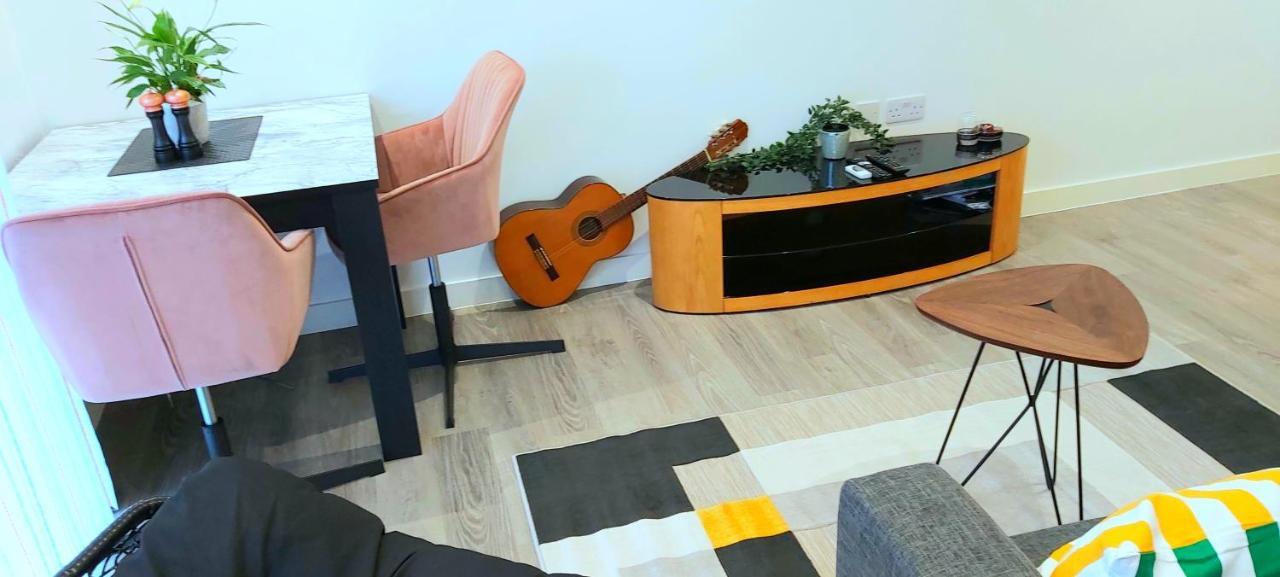 Great Studio Apartments - Netflix, Wifi, Digital Tv Sheffield Dış mekan fotoğraf