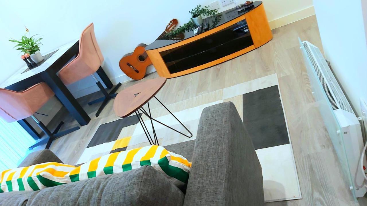 Great Studio Apartments - Netflix, Wifi, Digital Tv Sheffield Dış mekan fotoğraf