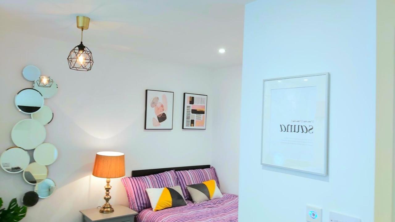 Great Studio Apartments - Netflix, Wifi, Digital Tv Sheffield Dış mekan fotoğraf