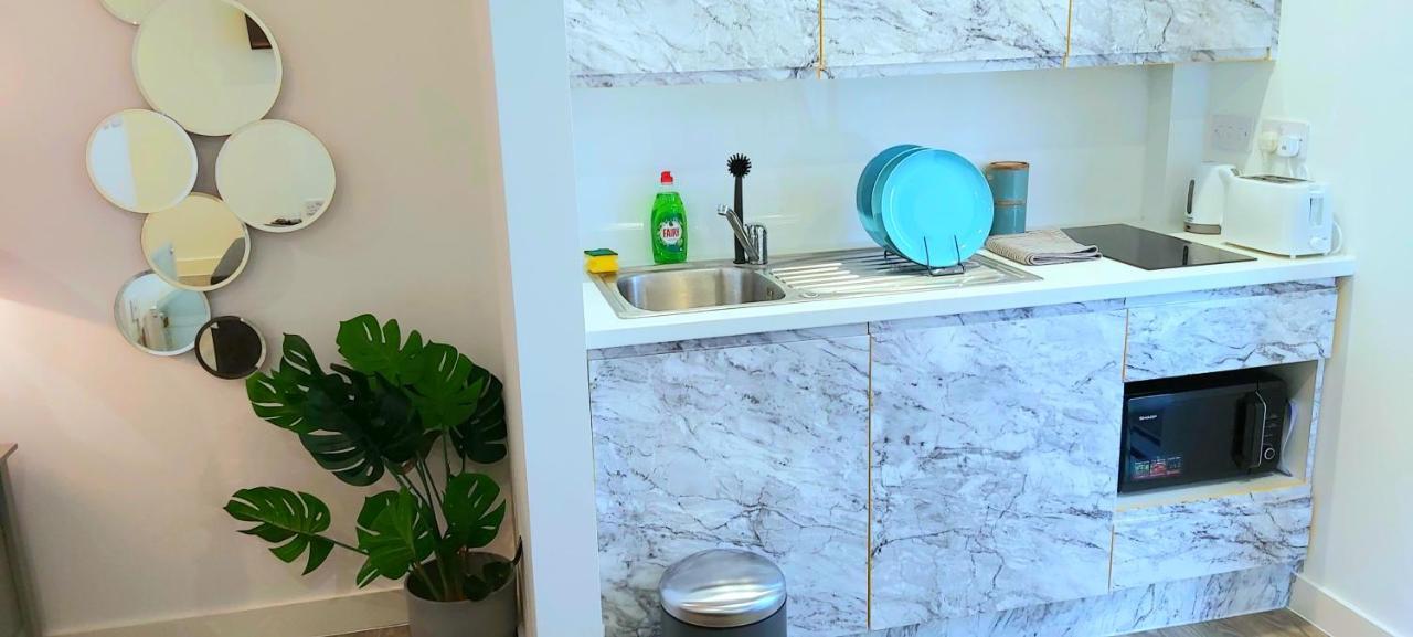 Great Studio Apartments - Netflix, Wifi, Digital Tv Sheffield Dış mekan fotoğraf